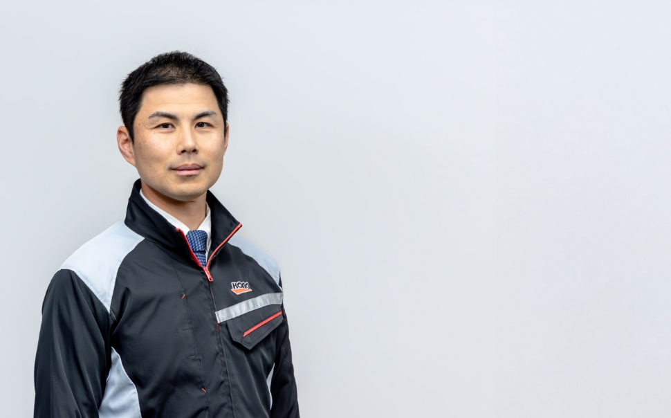 河野のユニホームを着た代表取締役